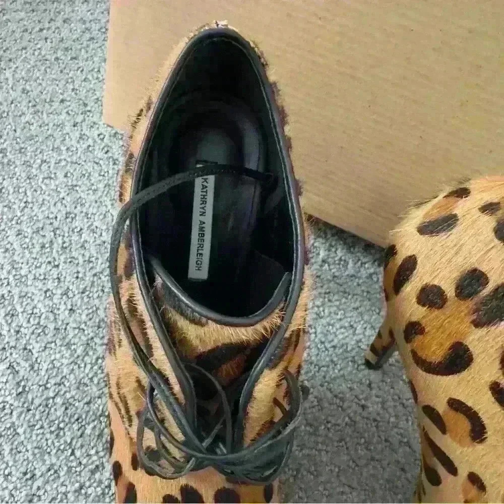 Kathryn Amberleigh leopard ankle boot size 8.5 in great condition whit box - Picture 5 of 7